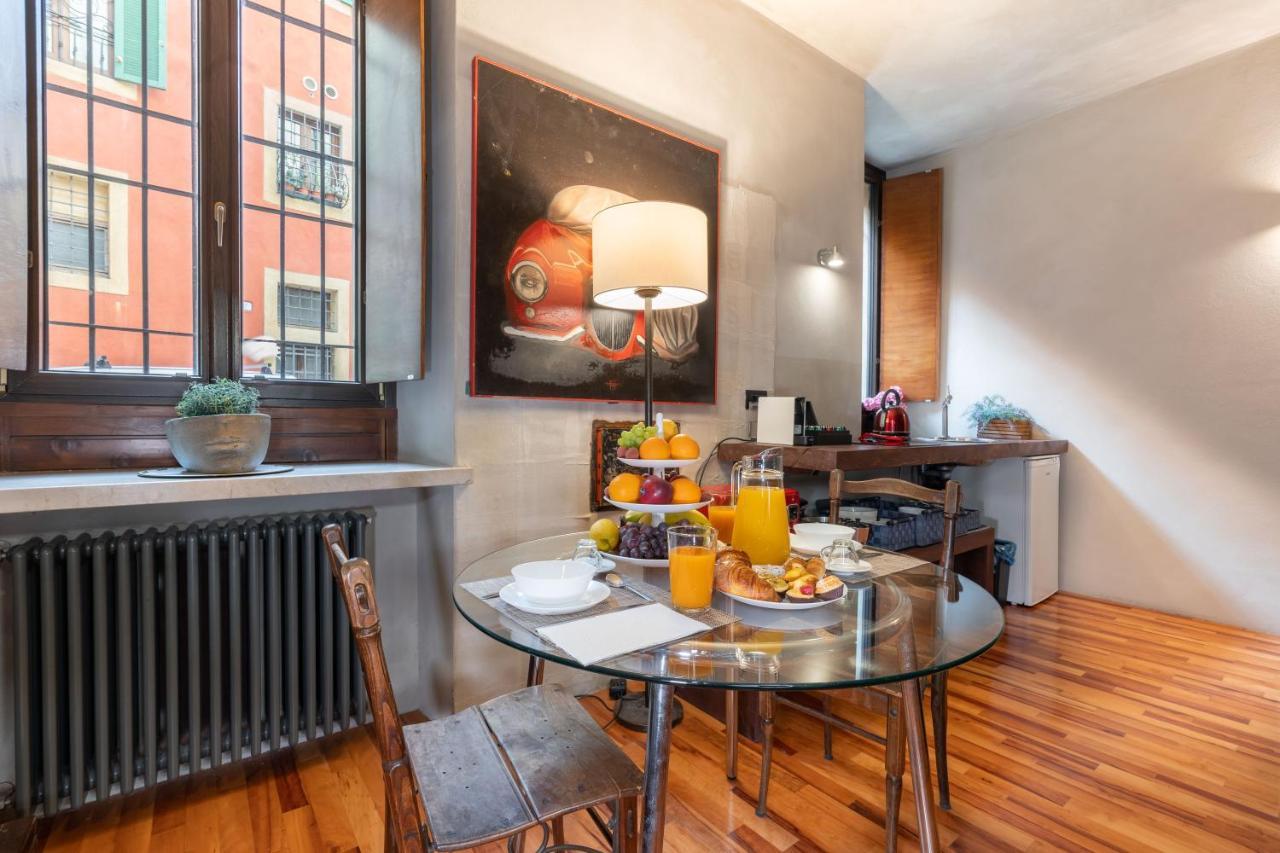 Il Garbo Apartments And Suite Verona Eksteriør billede